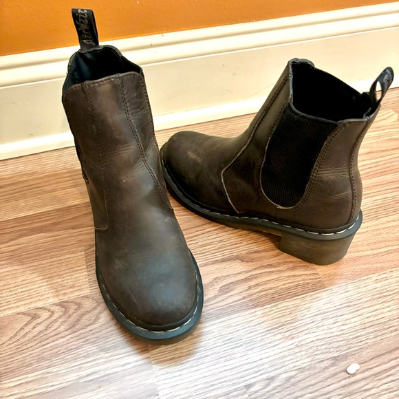 Women’s Dr. Martens Cadence Brown Leather Chelsea Boot - Picture 8 of 16